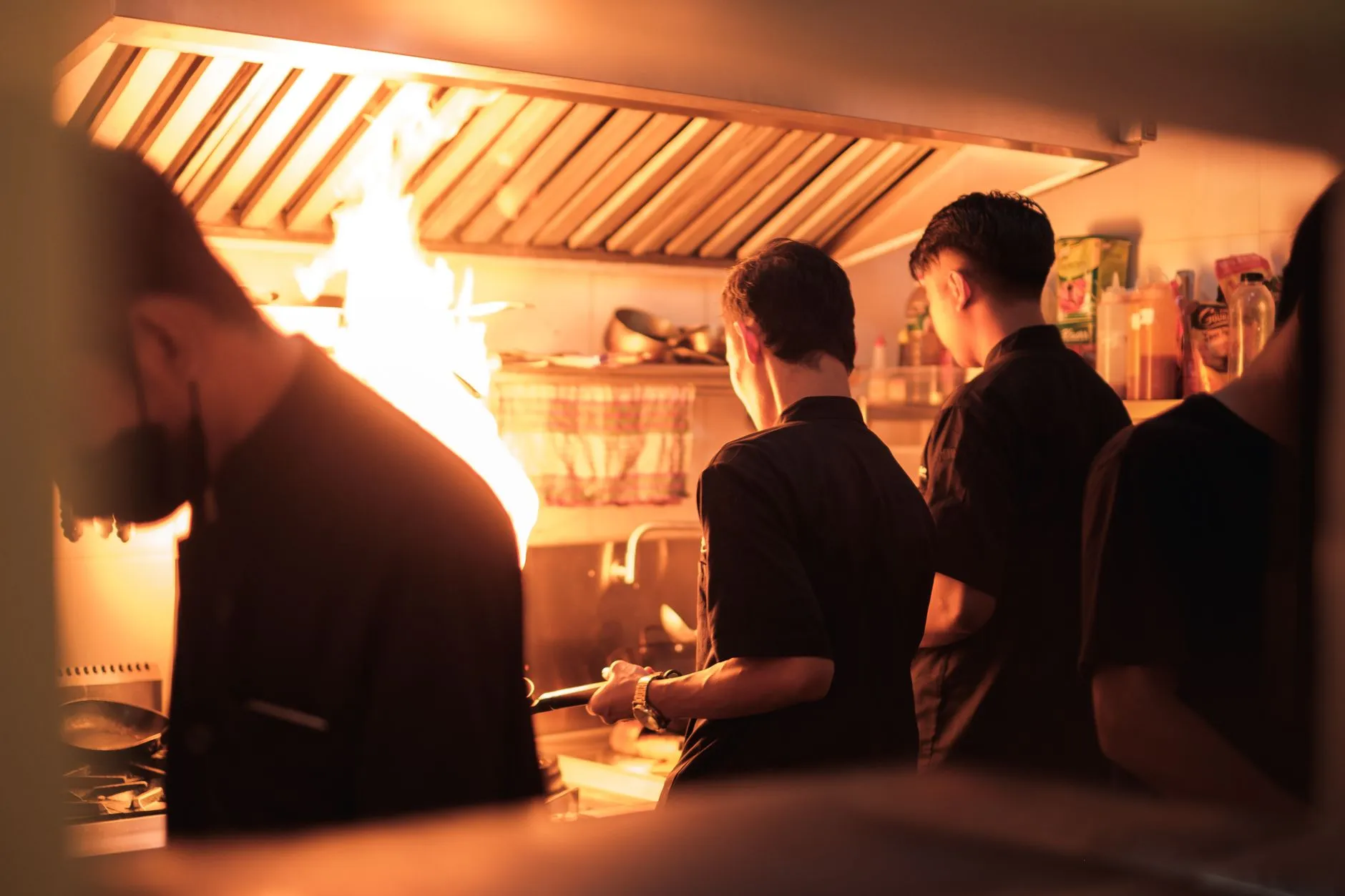 螺蛳粉餐饮连锁门店托管方案设计与标准化运营要点解析正文配图 1