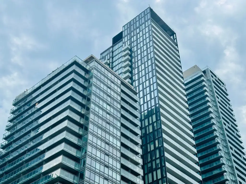 餐饮连锁运营中标准化出餐体系的构建逻辑与落地要点解析