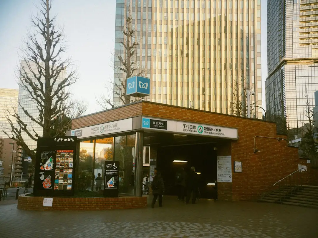 从单店到连锁：餐饮管理公司如何为创业者提供门店托管与品牌策划支持